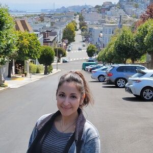 Meet your Posher, Laura